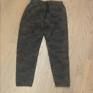 Carbone Camouflage Jogger Pants